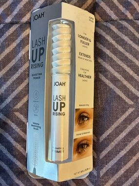 J.O.A. Lash Up Rising Boosting Primer - White